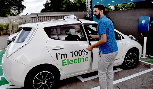 Switch Network Founder and Director of Leaf Capital PTE Limited, Alex Reddaway during the launch at the Kundan Singh Service Station.Picture:ATU RASEA